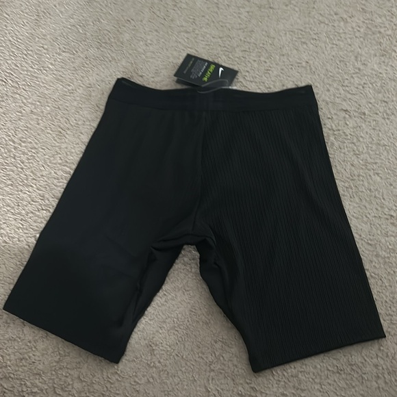 Nike Men’s Aero-Swift Half Tights - Picture 2 of 3